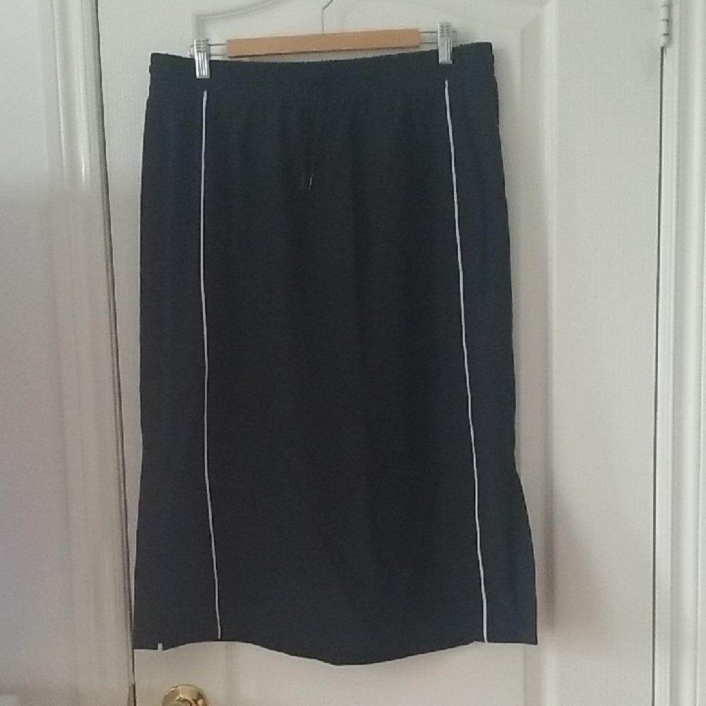 Mondetta Black Midi Skirt with White Side Trim